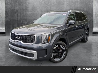 Used 2024 Kia Telluride EX w/ EX Captain's Chair Package