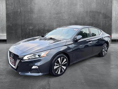 Used 2022 Nissan Altima 2.5 SV
