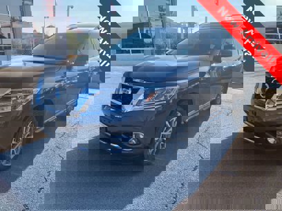 Used 2014 Nissan Pathfinder SL w/ SL Premium Package