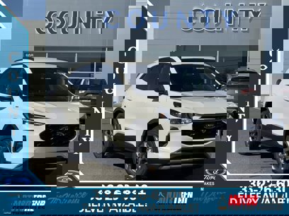 New 2025 Ford Escape ST-Line w/ Cold Weather Package