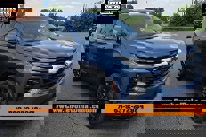 New 2025 Chevrolet Traverse LT w/ Midnight/Sport Edition