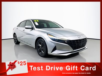 Used 2022 Hyundai Elantra SEL w/ Preferred Accessory Package
