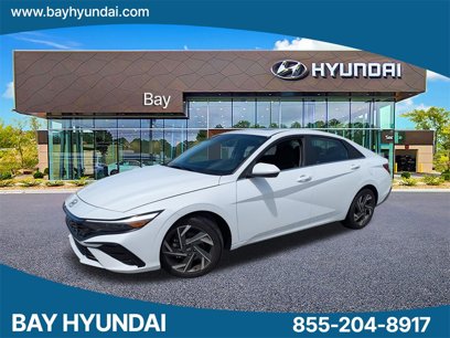 Used 2024 Hyundai Elantra SEL w/ Convenience Package