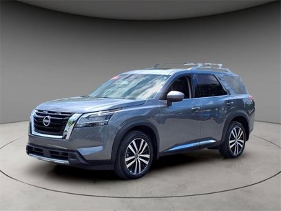 Certified 2024 Nissan Pathfinder Platinum w/ Cargo Package