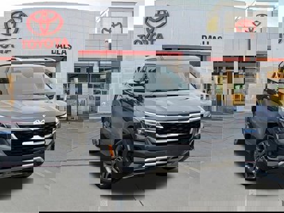 Used 2023 Kia Seltos S w/ Navigation Package