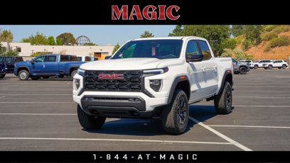Used 2025 GMC Canyon Elevation w/ Convenience Package