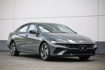 New 2025 Hyundai Elantra Sport