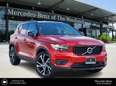 Used 2021 Volvo XC40 T5 R-Design w/ Advanced Package
