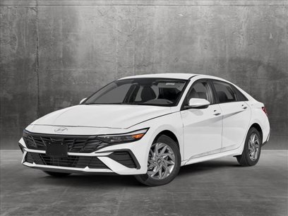 New 2025 Hyundai Elantra SEL