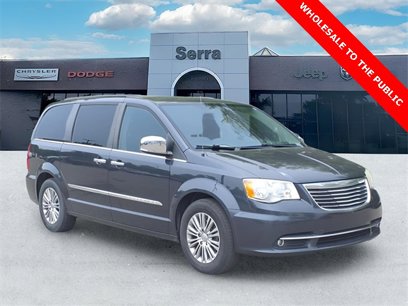 Used 2014 Chrysler Town & Country Touring-L w/ Driver Convenience Group