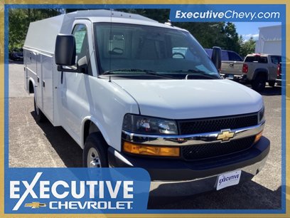 New 2025 Chevrolet Express 3500 w/ Power Convenience Package
