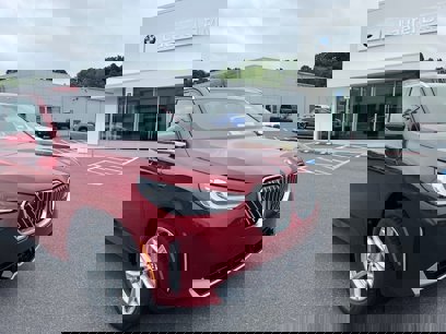 New 2025 BMW X3 xDrive30i w/ Premium Package