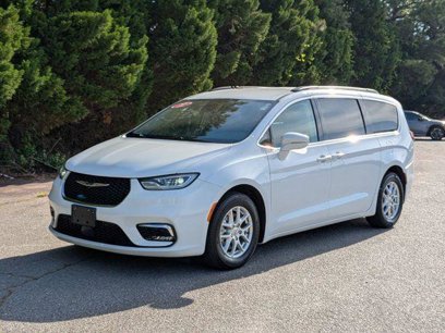 Used 2022 Chrysler Pacifica Touring-L