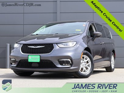 Used 2023 Chrysler Pacifica Touring-L