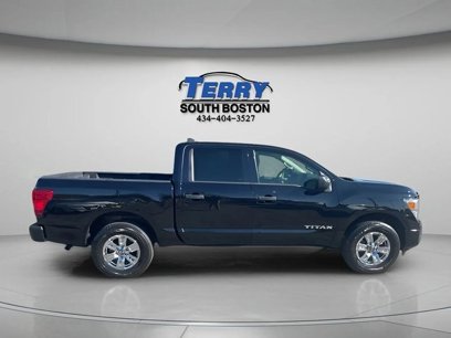 Used 2022 Nissan Titan SV