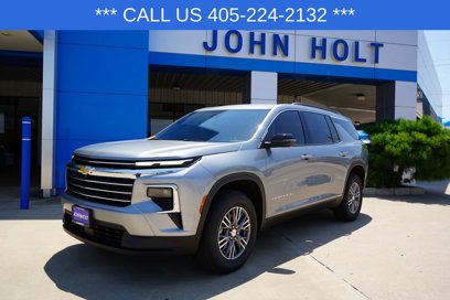 New 2025 Chevrolet Traverse LT w/ Driver Confidence Package