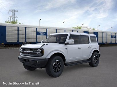 New 2025 Ford Bronco Outer Banks
