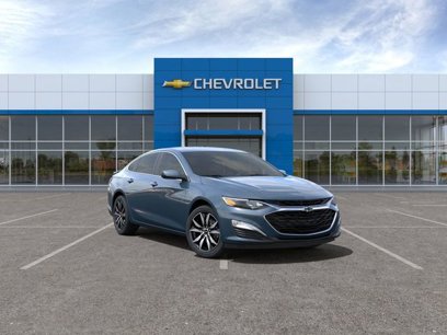 New 2025 Chevrolet Malibu RS w/ LPO, Floor Liner Package