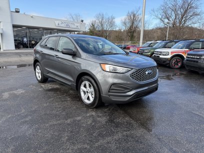 New 2024 Ford Edge SE
