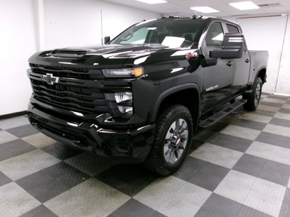 New 2025 Chevrolet Silverado 2500 Custom w/ Custom Value Package