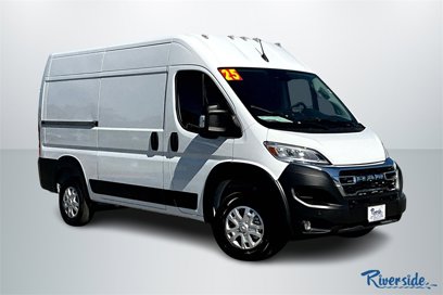 New 2025 RAM ProMaster 3500 w/ Quick Order Package 22G SLT