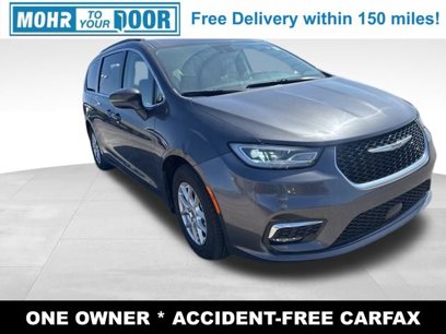 Used 2022 Chrysler Pacifica Touring-L