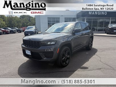 Used 2023 Jeep Grand Cherokee Altitude