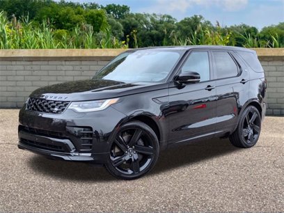 New 2025 Land Rover Discovery Dynamic SE