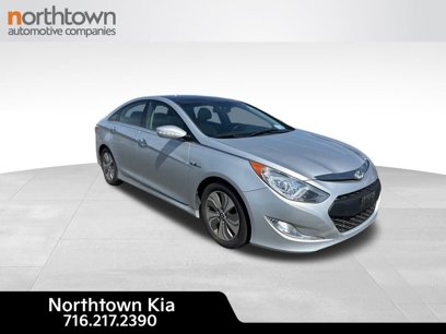 Used 2014 Hyundai Sonata Limited w/ Panoramic Sunroof Package 02