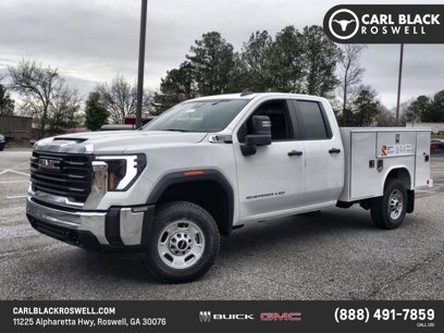 New 2024 GMC Sierra 2500 Pro w/ Convenience Package