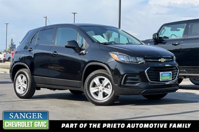 Used 2022 Chevrolet Trax LS w/ Tint and Cruise Package