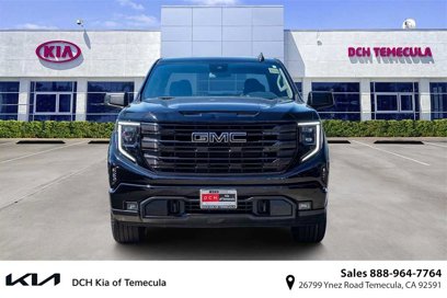 Used 2023 GMC Sierra 1500 Elevation w/ LPO, Elevation Black Package