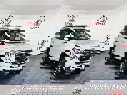 Used 2023 GMC Terrain SLT
