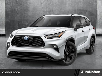 New 2025 Toyota Highlander XLE
