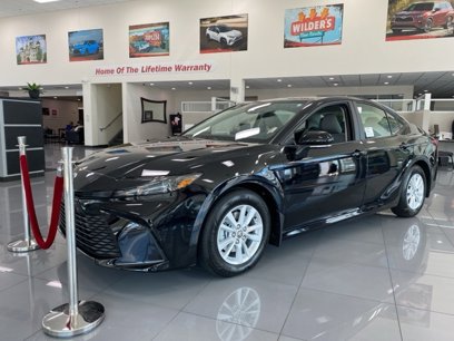 New 2025 Toyota Camry LE