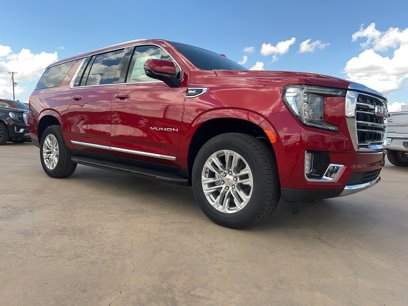 New 2024 GMC Yukon XL SLT w/ SLT Luxury Package