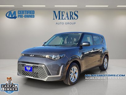 Used 2023 Kia Soul LX w/ Option Group 015