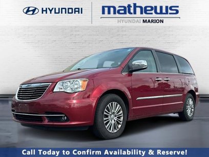 Used 2014 Chrysler Town & Country Touring-L w/ Driver Convenience Group
