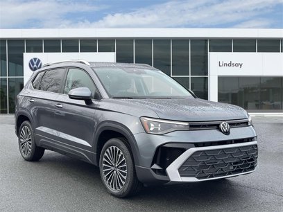 Used 2025 Volkswagen Taos SE