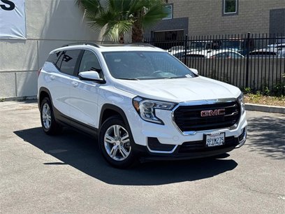 Used 2024 GMC Terrain SLE w/ Driver Convenience Package