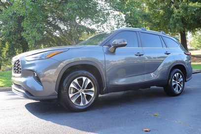 Used 2024 Toyota Highlander XLE