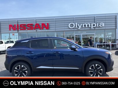 New 2025 Nissan Kicks SV