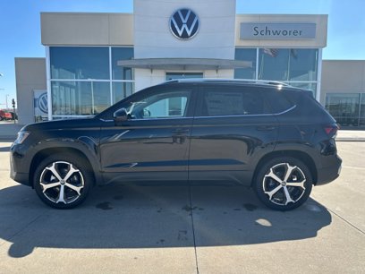 New 2025 Volkswagen Taos SEL