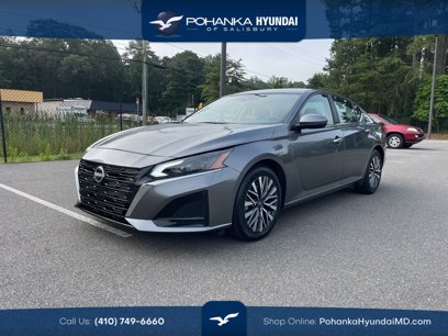 Used 2023 Nissan Altima 2.5 SV