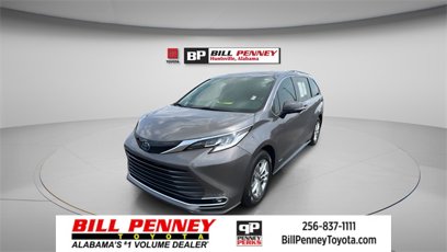 Used 2021 Toyota Sienna Limited