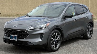 Certified 2022 Ford Escape SE w/ SE Sport Appearance Package