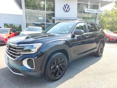 Certified 2024 Volkswagen Atlas SE w/ Black Wheel Package