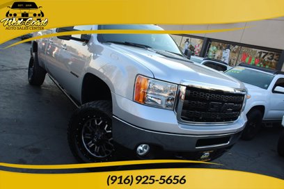 Used 2011 GMC Sierra 2500 SLT w/ SLT Convenience Package