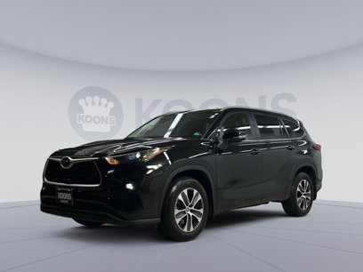 Used 2023 Toyota Highlander XLE