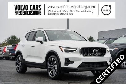 Certified 2025 Volvo XC40 B5 Ultra w/ Climate Package